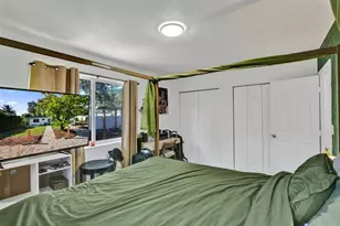 220 NE 165th St, Miami, FL 33162 - Photo 15