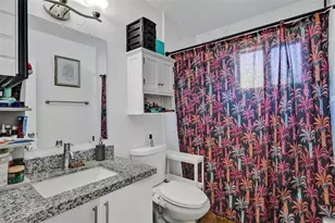 220 NE 165th St, Miami, FL 33162 - Photo 11