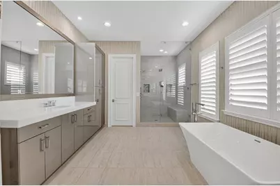 9294  Biaggio Rd, Boca Raton, FL 33496 - Photo 47