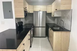 1604 NW 24th Ct, Miami, FL 33125 - Photo 5