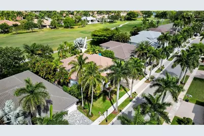2527  Montclaire Cir, Weston, FL 33327 - Photo 47