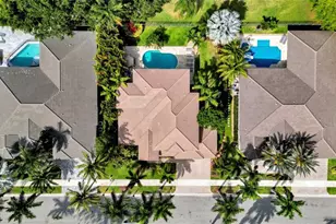 2527 Montclaire Cir, Weston, FL 33327 - Photo 41