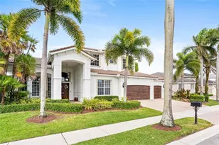 2527 Montclaire Cir, Weston, FL 33327 - Photo 5