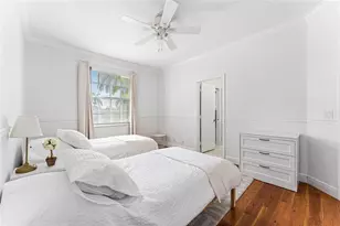 2527 Montclaire Cir, Weston, FL 33327 - Photo 23