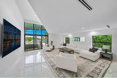 19  Gatehouse Rd, Sea Ranch Lakes, FL 33308 - Photo 23