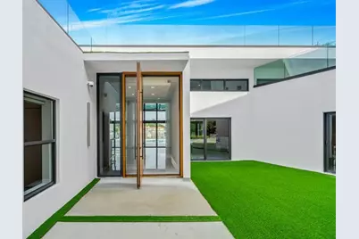 19  Gatehouse Rd, Sea Ranch Lakes, FL 33308 - Photo 11