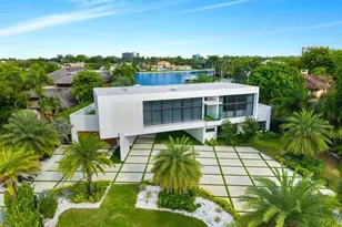 19 Gatehouse Rd, Sea Ranch Lakes, FL 33308 - Photo 1