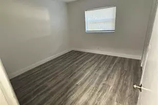 1490 NW 22nd St, Fort Lauderdale, FL 33311 - Photo 7