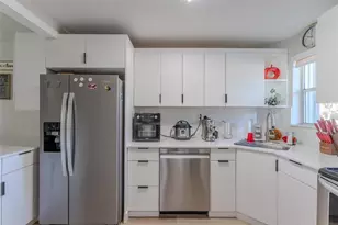 8900 Washington Blvd, Pembroke Pines, FL 33025 - Photo 5