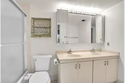 2202  Lucaya, Unit #D4, Coconut Creek, FL 33066 - Photo 25