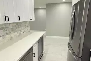 2191 NE 68th St, Fort Lauderdale, FL 33308 - Photo 11