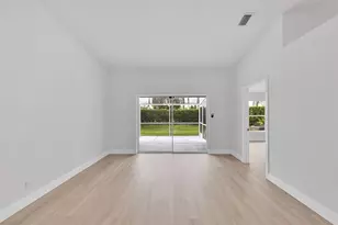 8402 Logia Cir, Boynton Beach, FL 33472 - Photo 9