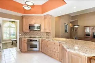 8465 Beaconhill Rd, Palm Beach Gardens, FL 33410 - Photo 5