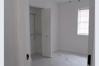 3075 NW 68th St, Miami, FL 33147 - Photo 5