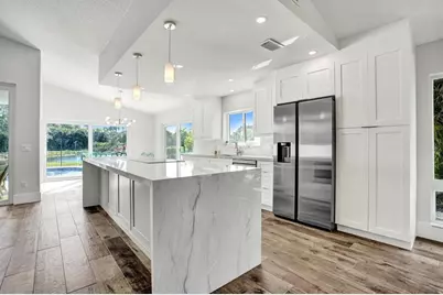 21464  Bridge View Dr, Boca Raton, FL 33428 - Photo 5