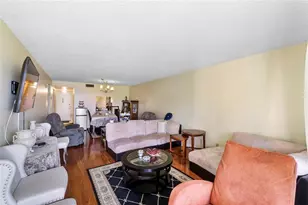 3241 Holiday Springs Blvd, Margate, FL 33063 - Photo 7