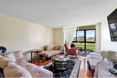 3241  Holiday Springs Blvd, Unit #210, Margate, FL 33063 - Photo 5