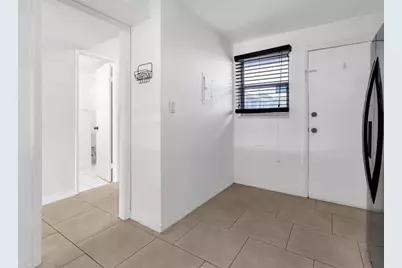 1690 NE 191st St, Unit #405-1, Miami, FL 33179 - Photo 11