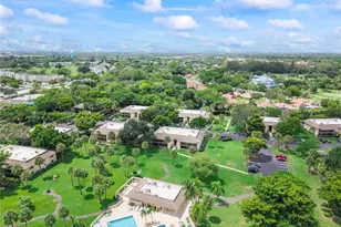 195 Deer Creek Blvd, Deerfield Beach, FL 33442 - Photo 23