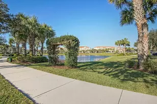 19 Harbour Isle Dr W, Fort Pierce, FL 34949 - Photo 29