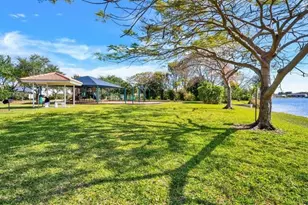 1106 SW 44th Way, Deerfield Beach, FL 33442 - Photo 19