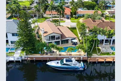 2541 NE 48th St, Lighthouse Point, FL 33064 - Photo 1