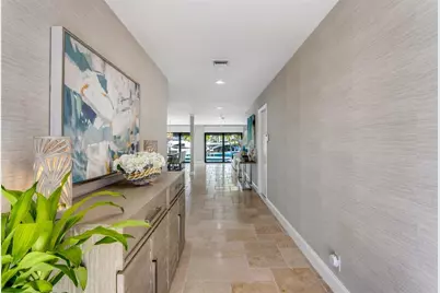 2541 NE 48th St, Lighthouse Point, FL 33064 - Photo 5