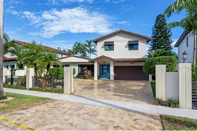 2541 NE 48th St, Lighthouse Point, FL 33064 - Photo 3