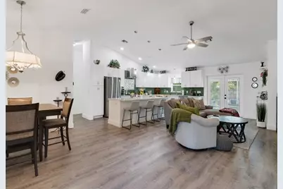 1365  21st Pl SW, Vero Beach, FL 32962 - Photo 3