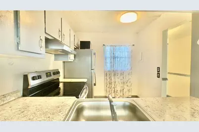 9340  Lagoon Pl, Unit #403, Davie, FL 33324 - Photo 9