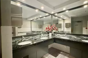 9340 Lagoon Pl, Davie, FL 33324 - Photo 37