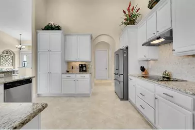 2997  Conifer Dr, Fort Pierce, FL 34951 - Photo 9