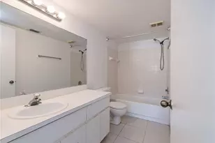 8240 NW 24th St, Coral Springs, FL 33065 - Photo 23