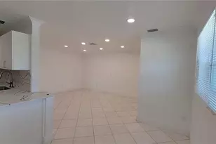 266 NE 42nd St, Deerfield Beach, FL 33064 - Photo 13