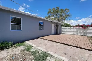 266 NE 42nd St, Deerfield Beach, FL 33064 - Photo 27