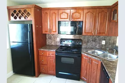 1055  Coral Club Dr, Unit #1055, Coral Springs, FL 33071 - Photo 21