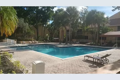 1055  Coral Club Dr, Unit #1055, Coral Springs, FL 33071 - Photo 7