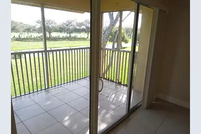 1055  Coral Club Dr, Unit #1055, Coral Springs, FL 33071 - Photo 15