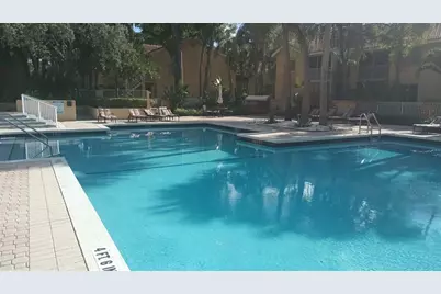 1055  Coral Club Dr, Unit #1055, Coral Springs, FL 33071 - Photo 3