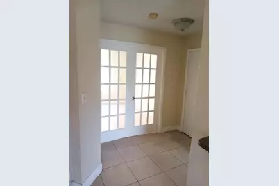 1055  Coral Club Dr, Unit #1055, Coral Springs, FL 33071 - Photo 11