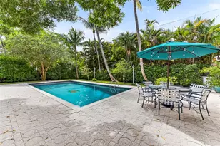 1017 SE 13th Terrace, Fort Lauderdale, FL 33316 - Photo 13