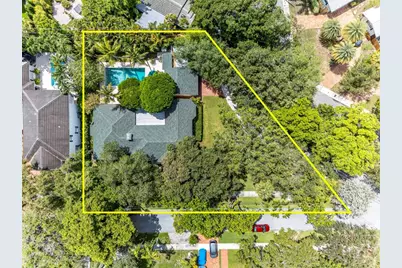 1017 SE 13th Ter, Fort Lauderdale, FL 33316 - Photo 1