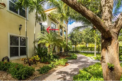 12467 NW 17th Ct, Pembroke Pines, FL 33028 - Photo 5