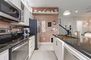 12467 NW 17th Ct, Pembroke Pines, FL 33028 - Photo 23