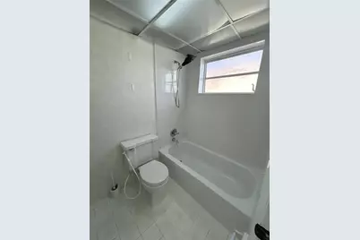 1855 W 60th St, Unit #325, Hialeah, FL 33012 - Photo 5