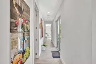 2502 NE 6th Ave, Wilton Manors, FL 33305 - Photo 17