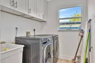 2502 NE 6th Ave, Wilton Manors, FL 33305 - Photo 43