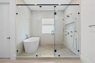 2420 NE 48th St, Lighthouse Point, FL 33064 - Photo 39