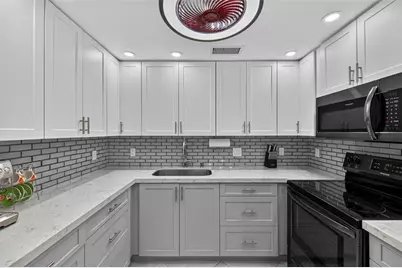 1904  Bermuda Cr, Unit #D1, Coconut Creek, FL 33066 - Photo 17