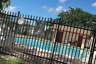 21861 NW 2nd Ct, Pembroke Pines, FL 33029 - Photo 29